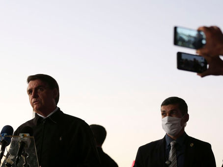 Bolsonaro visita presidente do STF no hospital