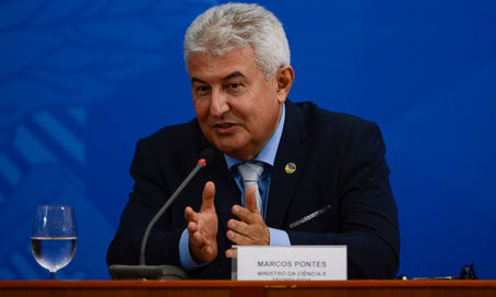 Covid-19: ministro Marcos Pontes fala sobre pesquisas brasileiras