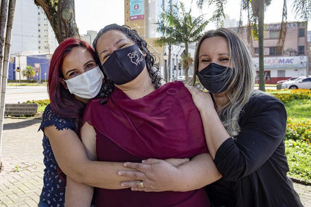 Incentivo e inspiração da mãe atraem filhas para serem servidoras