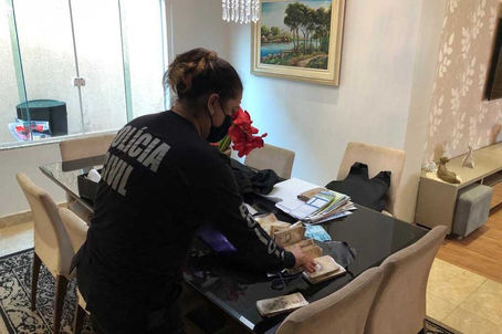 Polícia prende cinco suspeitos de estelionato