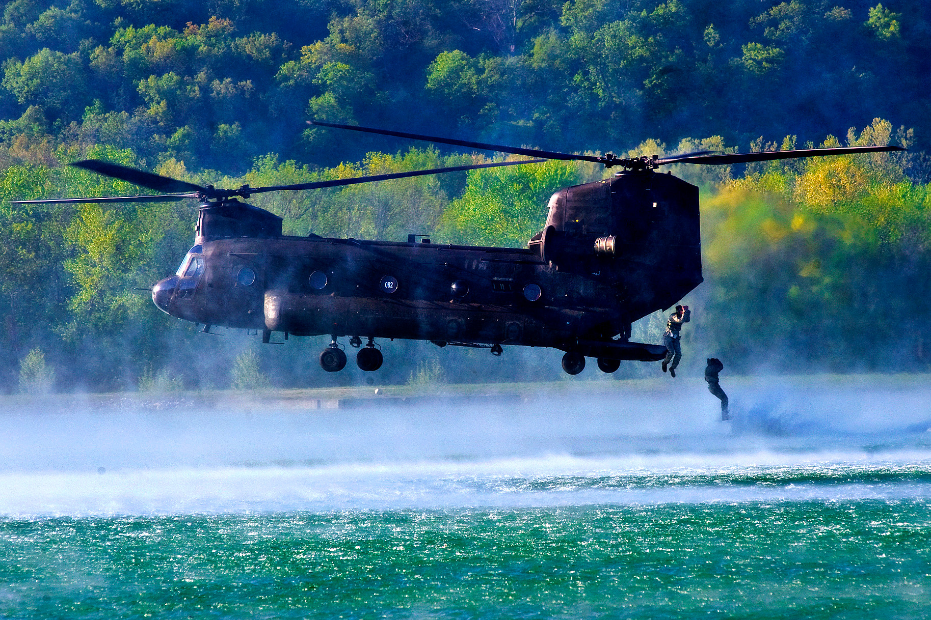 Chinook Oasis Motel Kelowna Canada Strong Global Demand for Boeing Chinook Helicopters sets Huneed on a