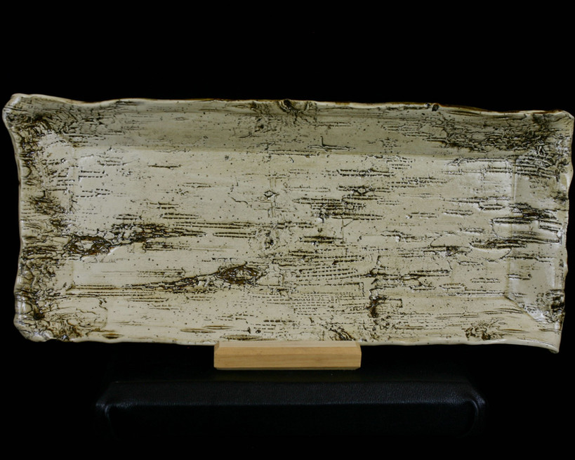 Serving dish in birch bark