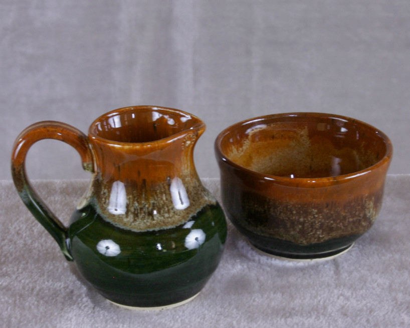 Cream and sugar serving set