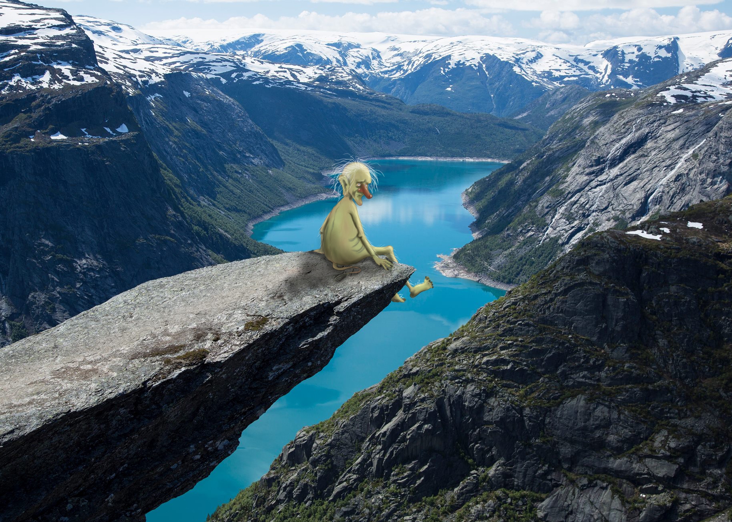 trolltungapic2