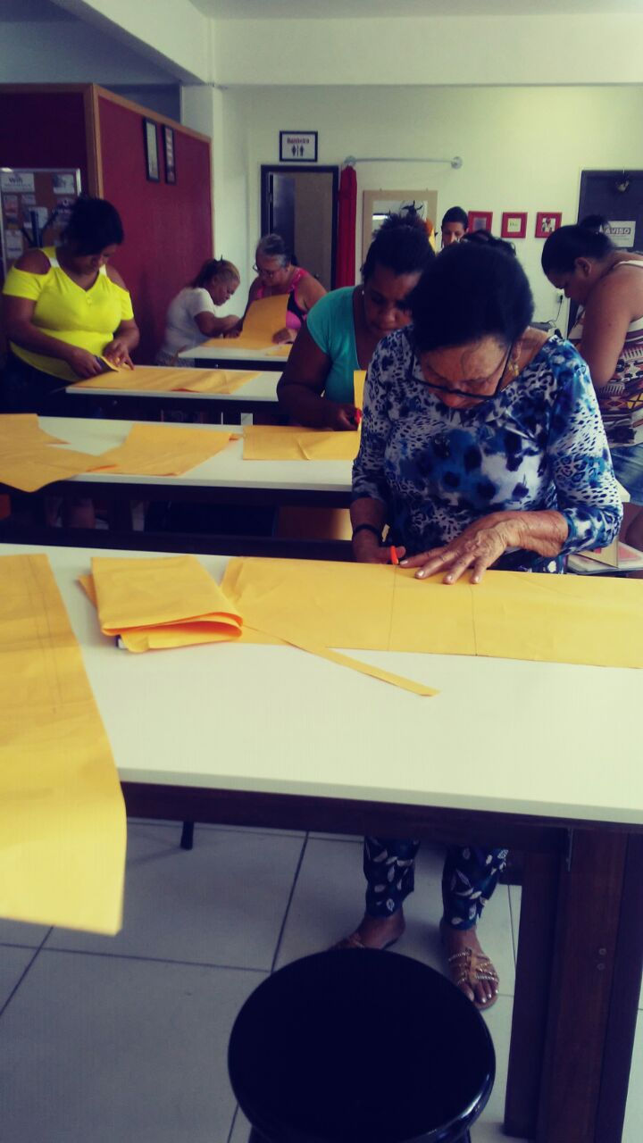 Escola de corte e Costura