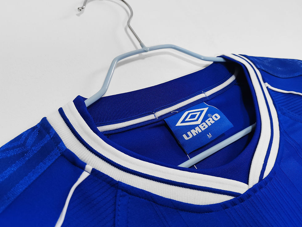 Thumbnail: Chelsea FC 99/01 Home Classic Jersey