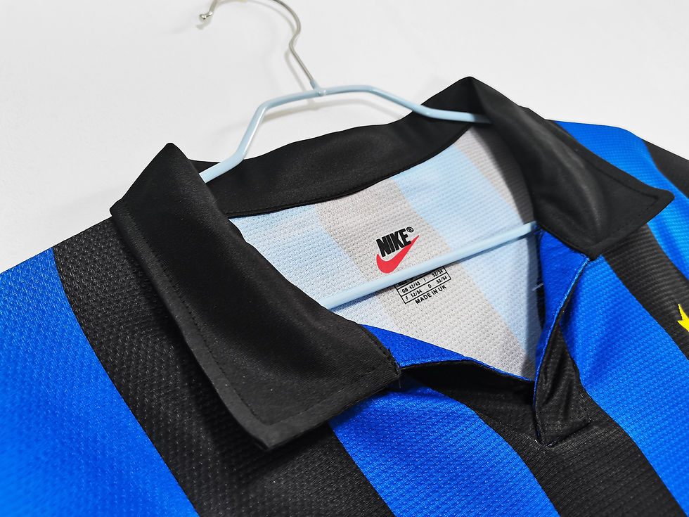 Thumbnail: Inter Milan 98/99 Home Classic Jersey
