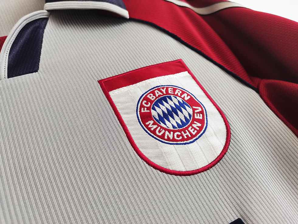 Thumbnail: Bayern Munich 98/99 Home Classic Jersey
