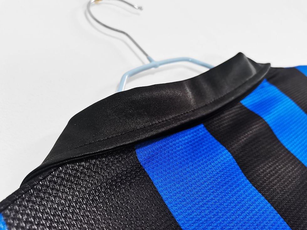Thumbnail: Inter Milan 98/99 Home Classic Jersey