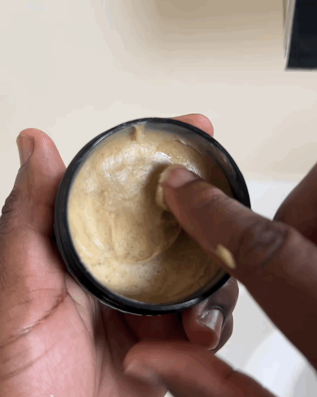 Apply Chebe Beard Moisturizer