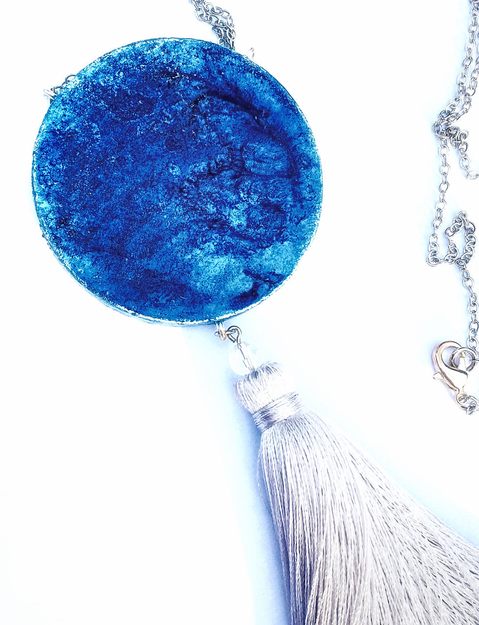 Thumbnail: Jeans Blue & Silver shiny long wooden tassel necklace