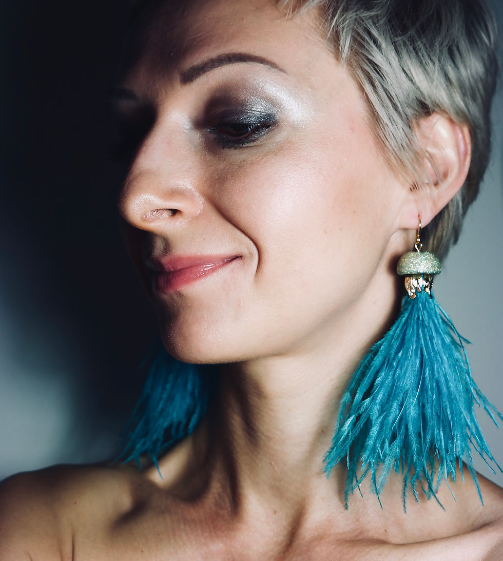 Thumbnail: Exclusive Turquoise feather tassel wooden earrings "JELLYFISH"