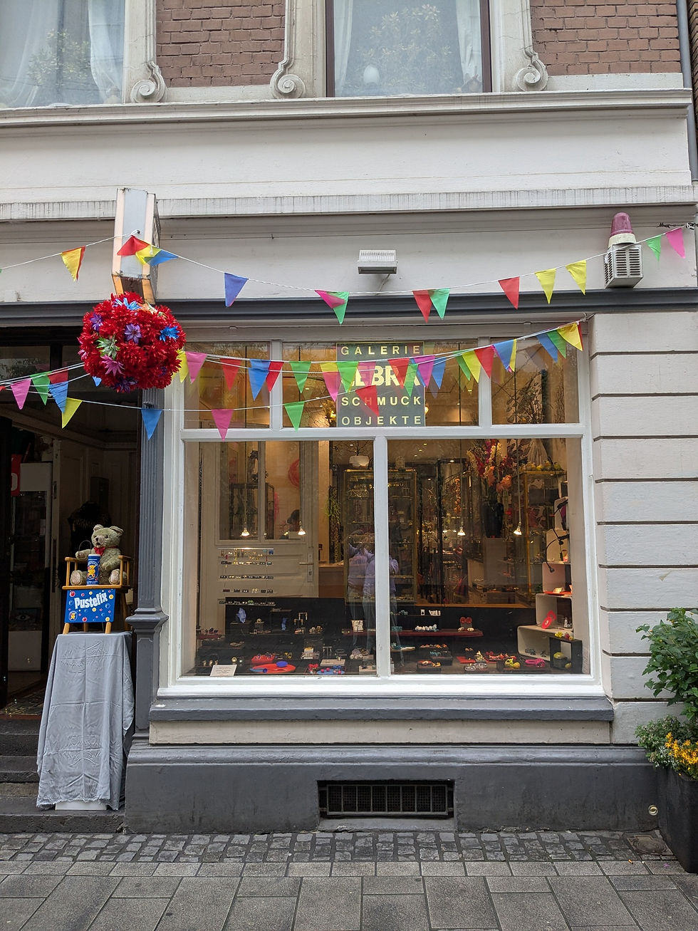 Cebra Gallery Exhibition