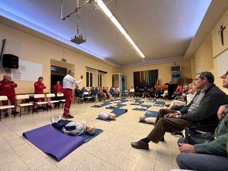 Grande partecipazione alla lezione di rianimazione cardiopolmonare promossa dalla Croce Rossa Italiana di Loreto