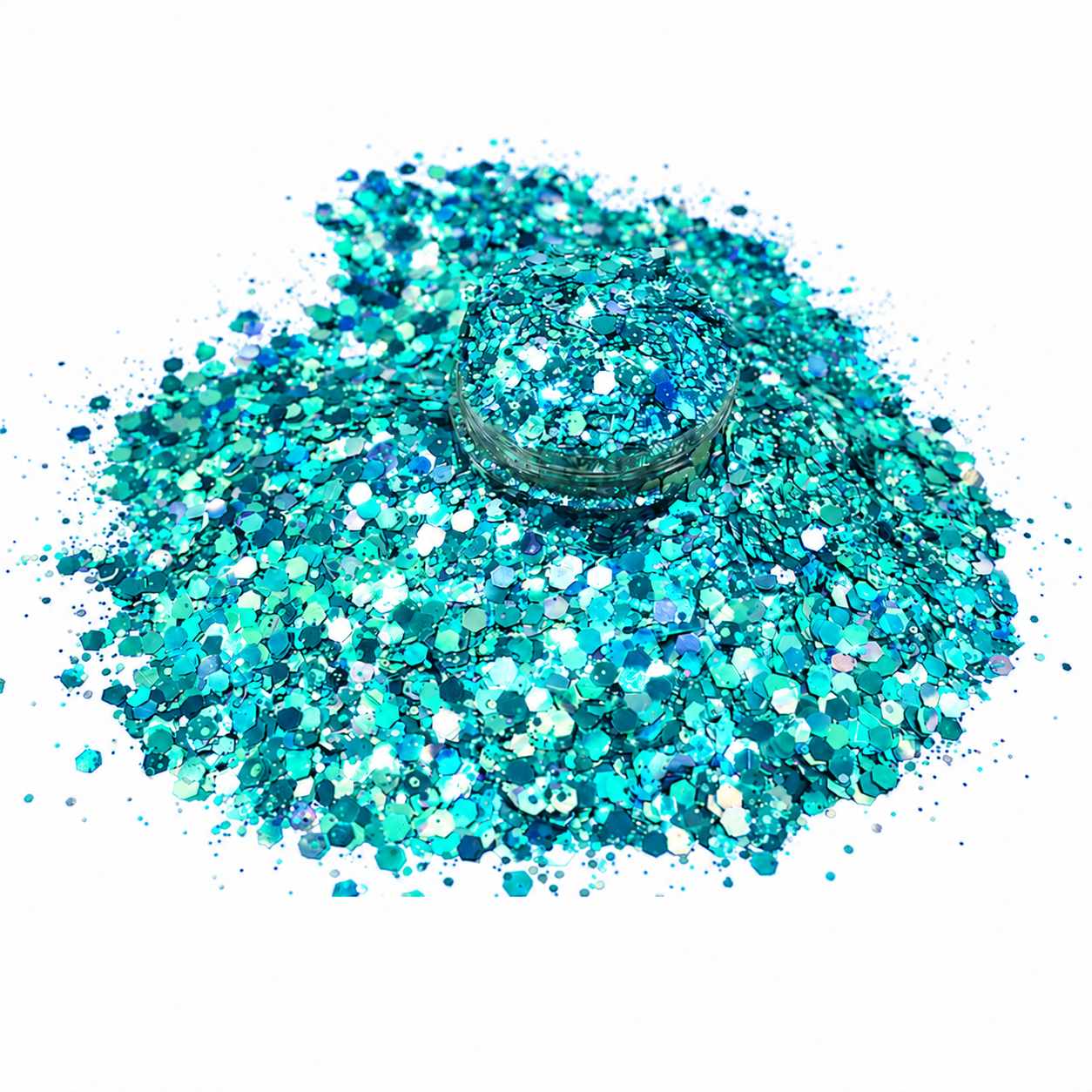 Holografische hexagon glitter in verschillende groottes, reflecterend in regenboogkleuren op een zwarte achtergrond.