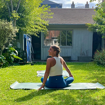 yoga séance privée sur la côte fleurie au coeur de la Normandie
