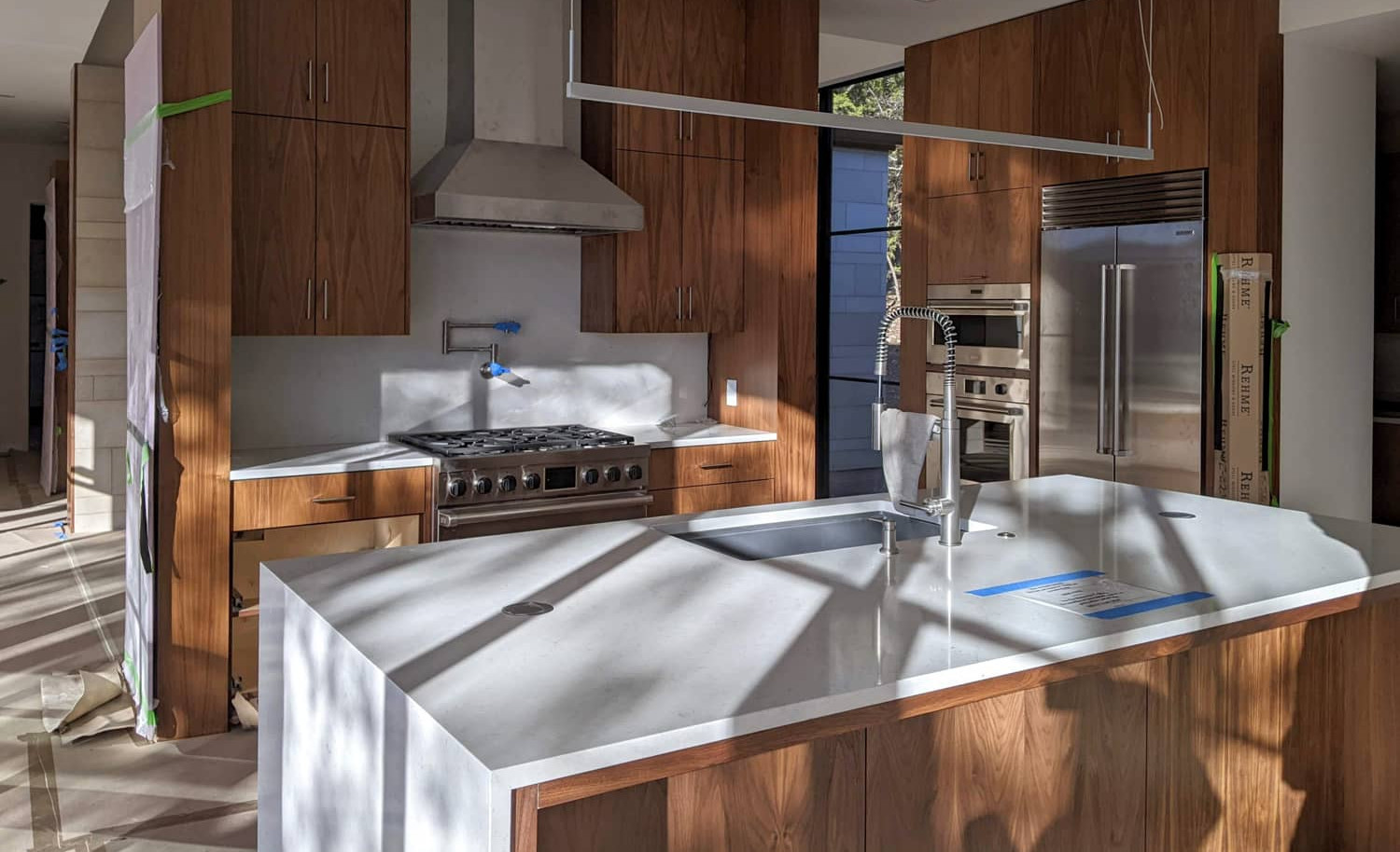 lcanyon_kitchen.jpg