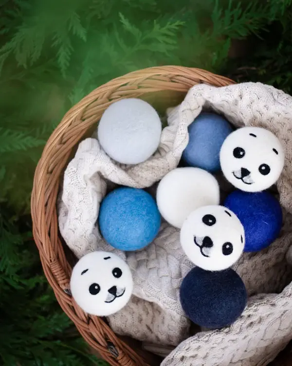 Thumbnail: Baby Seals Eco Dryer Balls