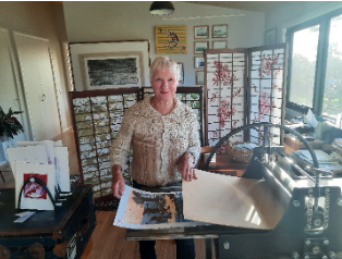 Backtracks-Looking at the World with ‘Linoprint Eyes'