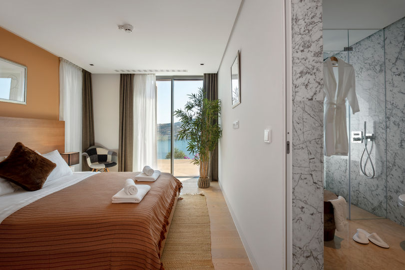 lüks otel fotoğrafçısı, otel iç mekan fotoğrafları, otel tanıtım fotoğrafları, otel odası fotoğraf çekimi, otel odası banyo çekimi, profesyonel otel fotoğrafçılığı, mimari fotoğraf çekimi, profesyonel mimari fotoğrafçılık, modern bina fotoğrafları, iç mimari fotoğrafçısı, modern iç mimari fotoğrafları, modern villa fotoğrafları, lüks villa fotoğrafları, minimalist yapı çekimleri, dış cephe fotoğrafçılığı, lüks villa fotoğrafçılığı, profesyonel fotoğraf hizmetleri, otel ve mimari fotoğraf portföyü, yüksek kaliteli mimari fotoğraflar, en iyi otel fotoğrafçısı, en iyi mimari fotoğrafçısı, iç mekan ve dış mekan fotoğrafçılığı, otel reklam fotoğrafları, hava çekimi, drone fotoğrafları, iç mekan ışıklandırma çekimleri, web sitesi için profesyonel fotoğraflar, İstanbul Otel Fotoğrafçısı, Antalya Otel Fotoğrafçısı, Bodrum Lüks Villa Çekimleri, Bodrum Otel Fotoğrafçısı, İzmir Otel Fotoğrafçısı, Antalya Lüks Villa Çekimleri,