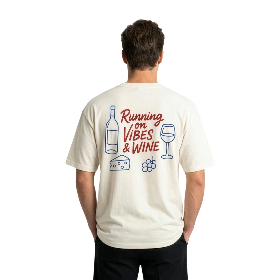 Küçük resim: Vibes & Wine - Beyaz Unisex Oversize T-Shirt