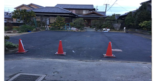 広い駐車場