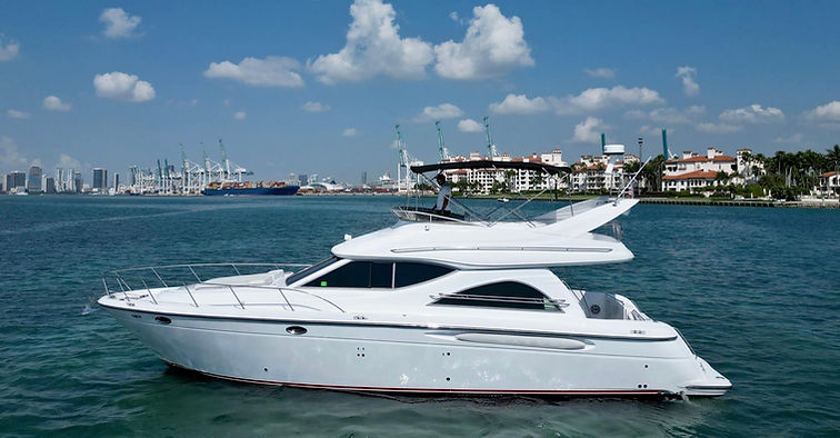 46尺 Maxum Yachts