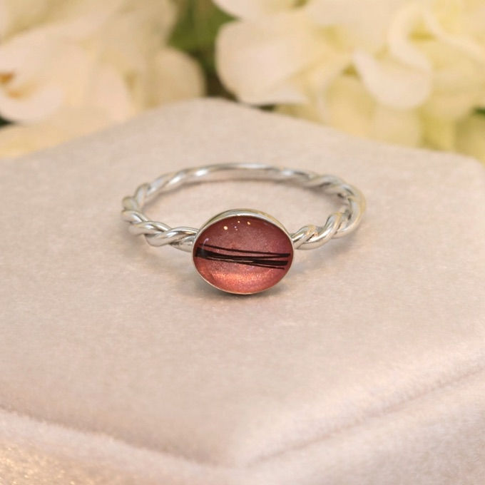 Thumbnail: Silver Twisted Oval Memorial Ring