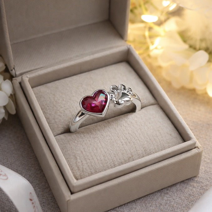 Thumbnail: Paw & Heart Silver Memorial Ring