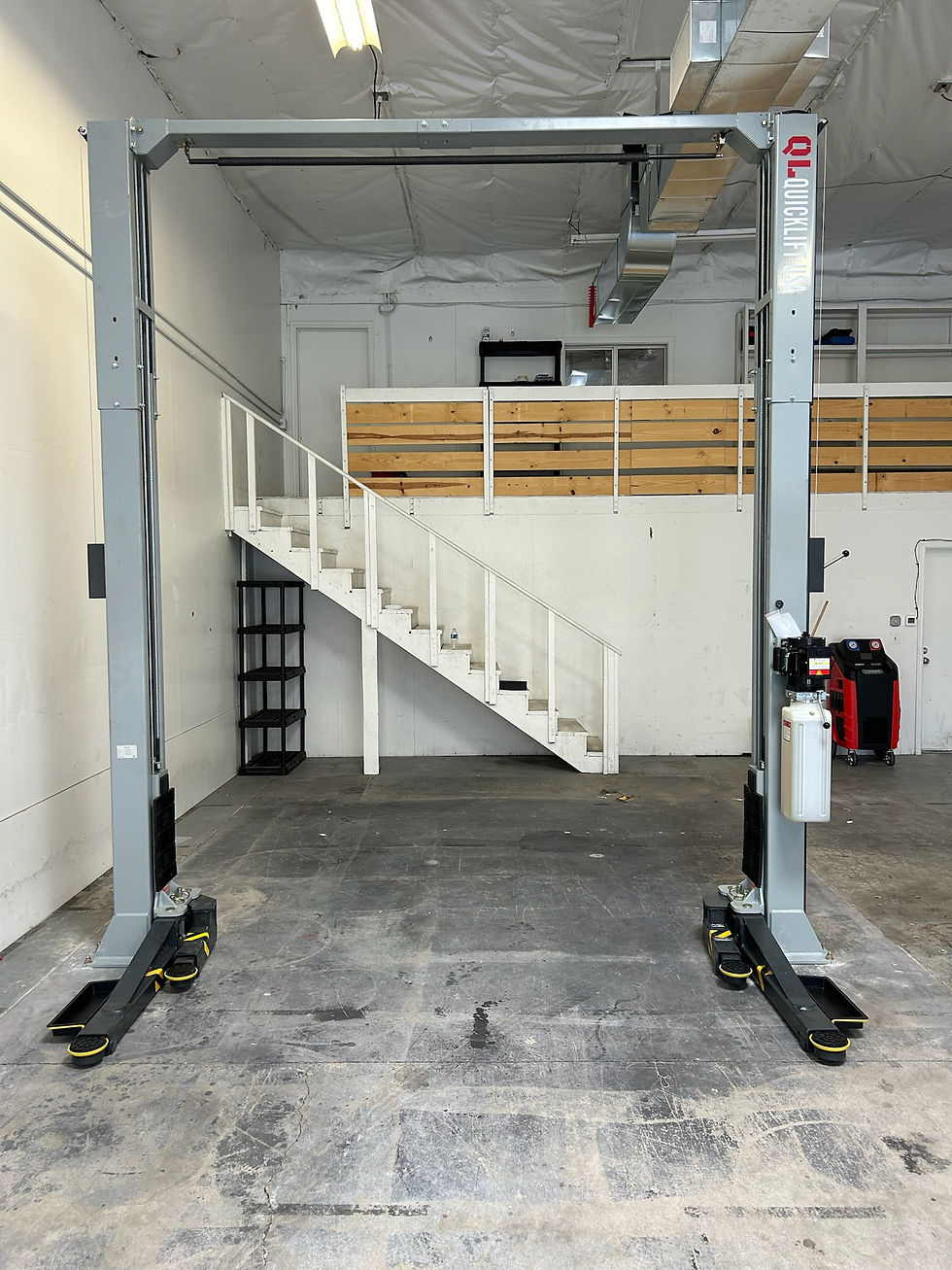 Thumbnail: TWO POST CAR LIFT | CLEAR FLOOR | 9,000LB