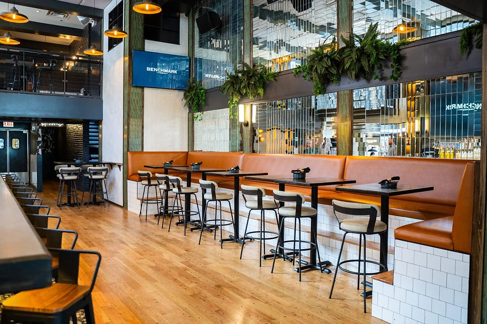 Benchmark beer garden and bar in Old Town Chicago