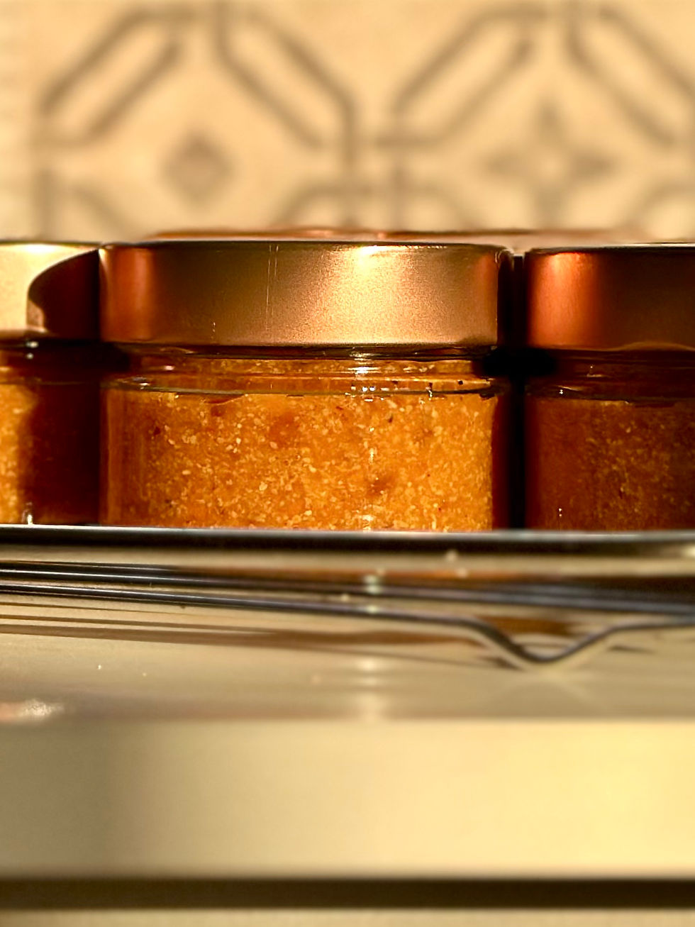 Miniature : Senape alle albicocche con cardamomo e anice stellato