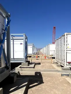 Delegação brasileira visita projeto de armazenamento de 228 MW no Chile com SMA, e-STORAGE e Colbún