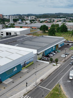 Serrana Solar Welcomes Energy Channel: Innovation in Hypontech Inverters in Focus