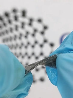 Soma inédita de características de nova bateria de íon-sódio faz avançar alternativas ao lítio