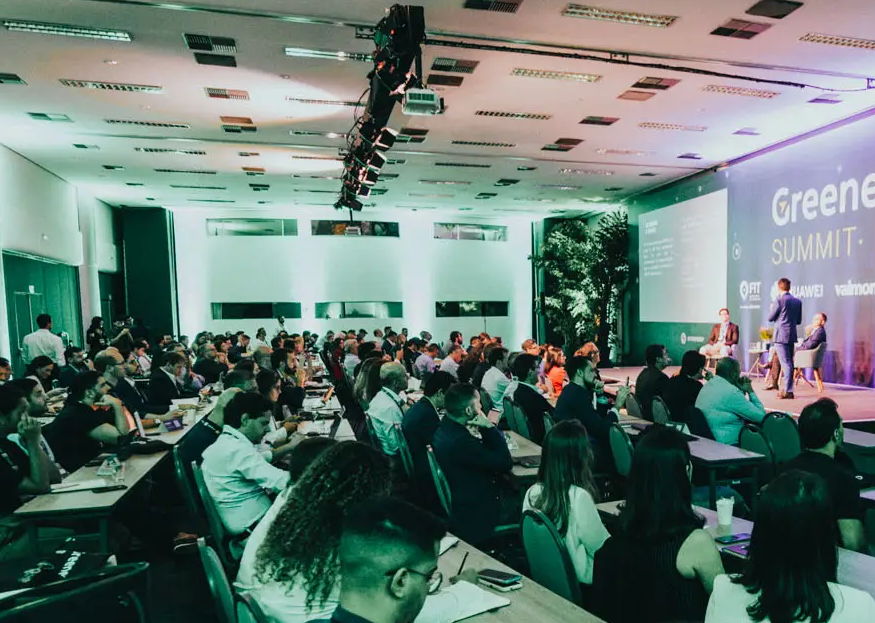 Com novo momento da energia solar fotovoltaica, Greener Summit 25 debate o futuro do setor elétrico