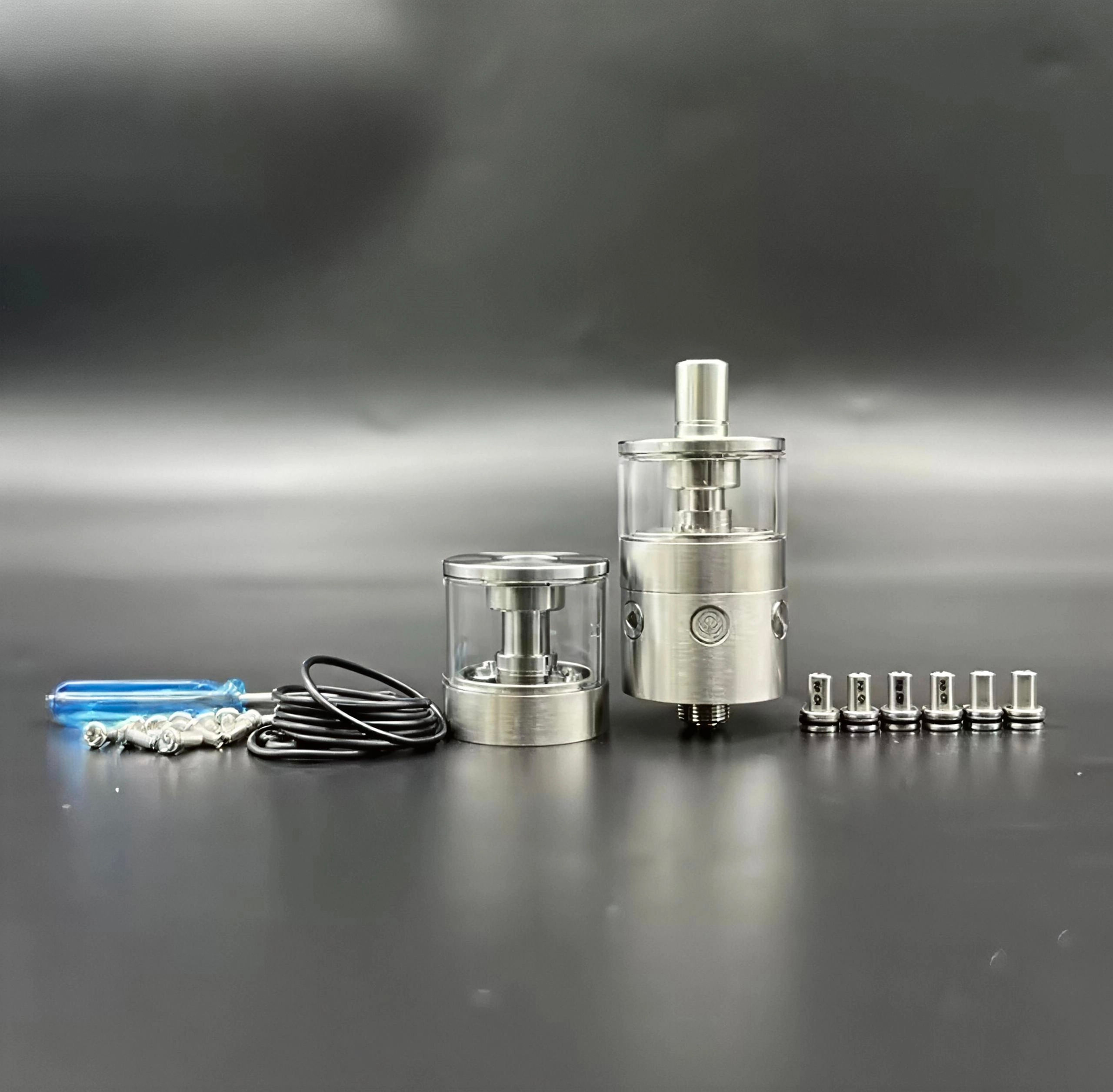 YFTK pNeumatyca RTA MTL Silver