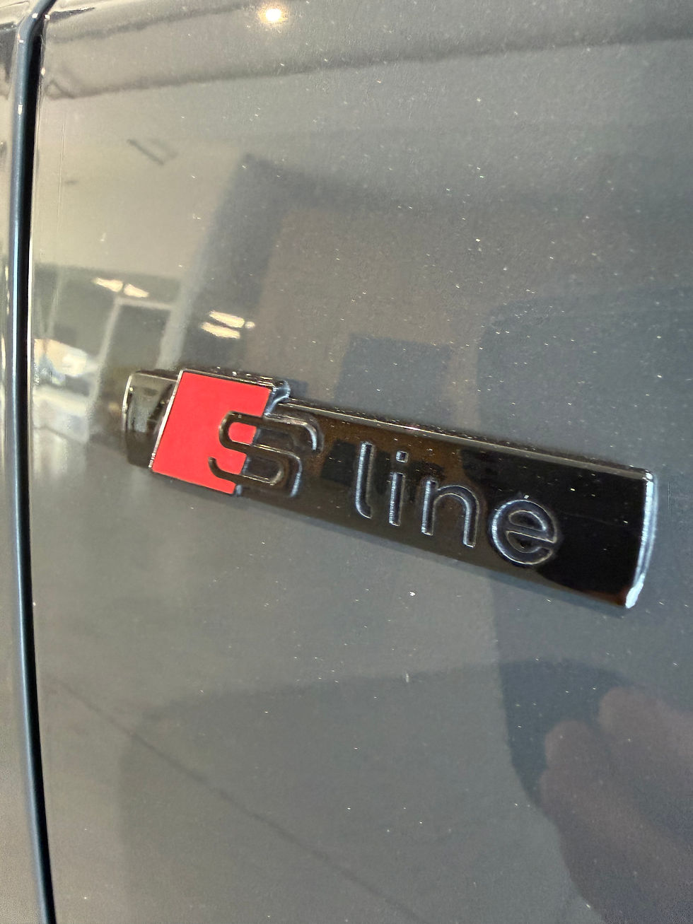 Miniature : Audi Q3 2.0 TDI 150 S tronic 7 – 2020 – Garantie