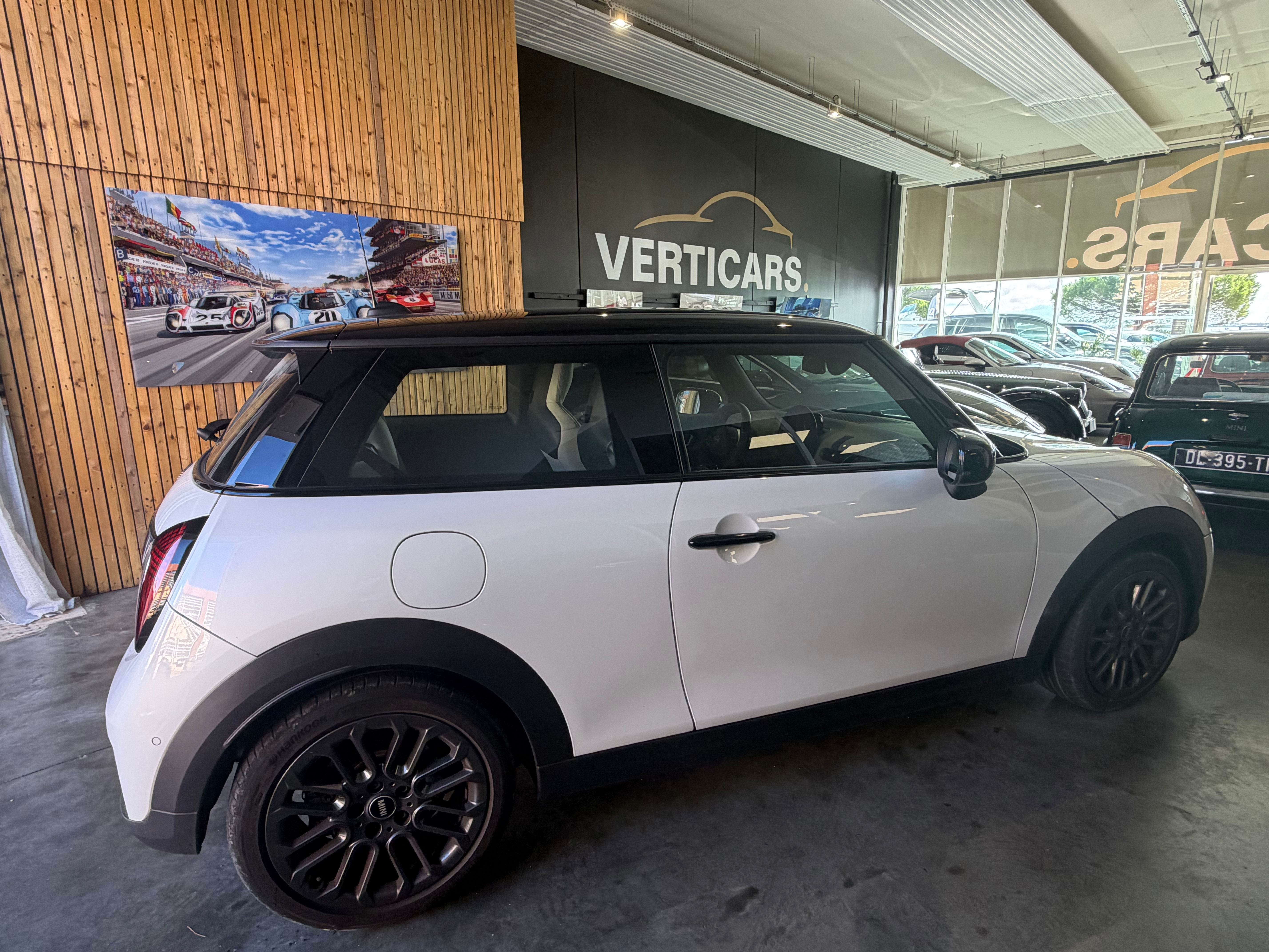 MINI COOPER C FAVOURED – PACK S – 156 CH – BVA – 15 928 KM – 2025