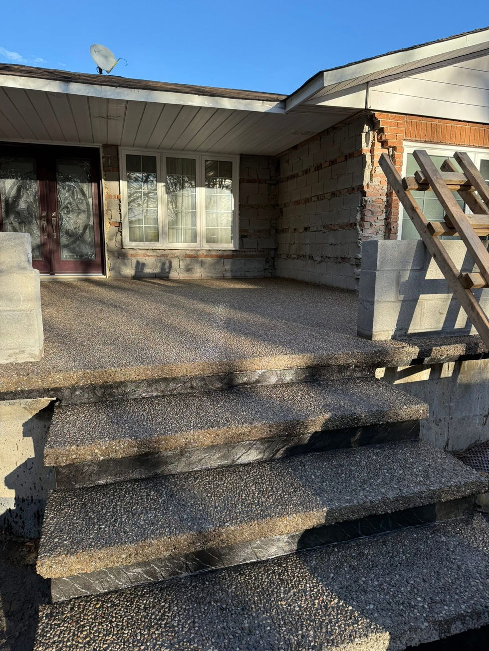 front entry exposed aggregate with bullnose