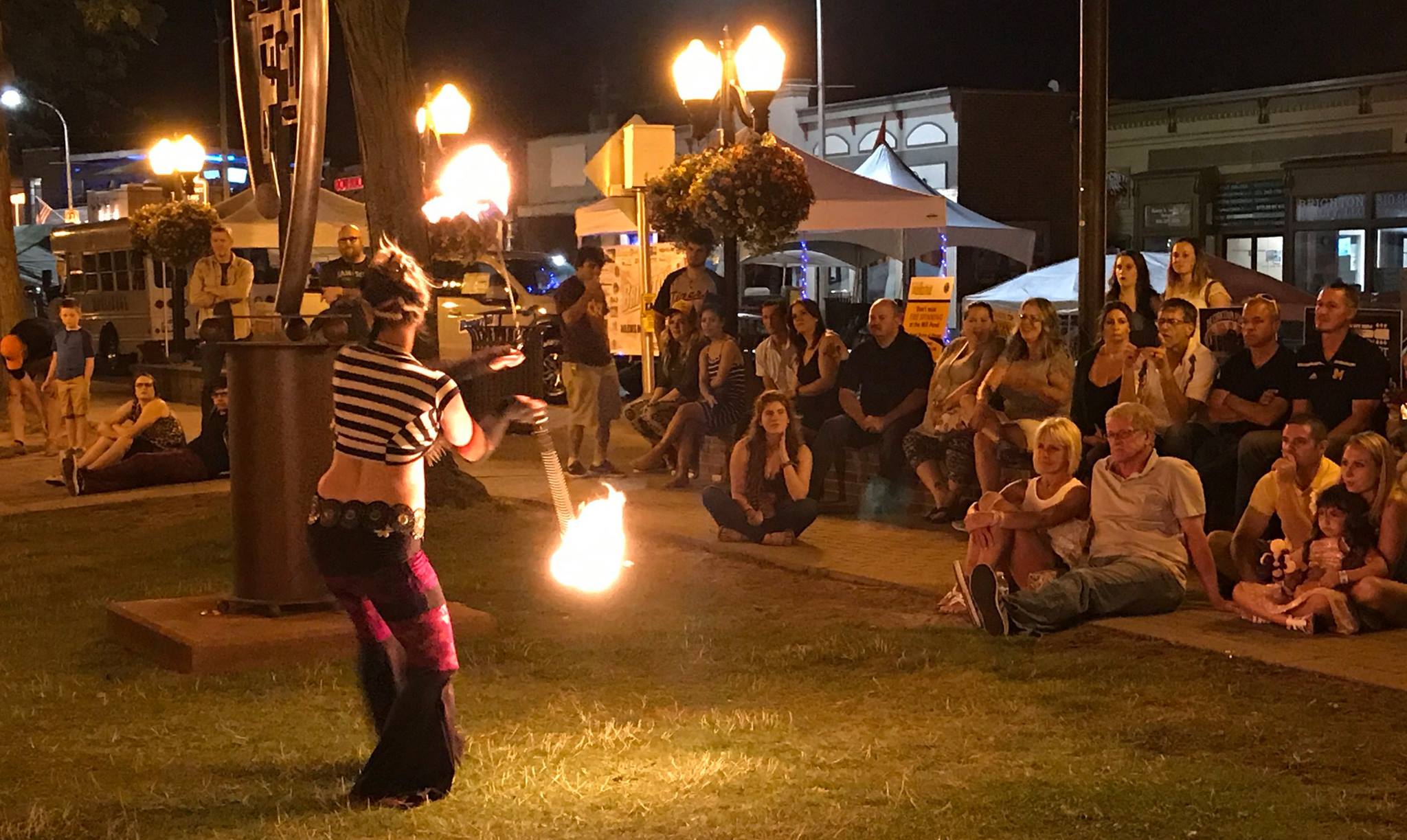 2017 A Taste of Brighton Fire crowd