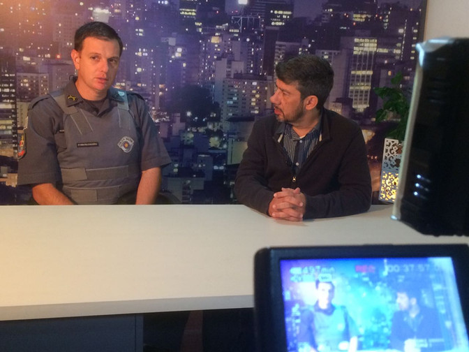 Visita e entrevista do Tenente Craveiro à TV das Artes