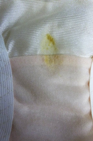 サムネイル： あゆちゃん（新人）の１日穿き生パンツ（生写真付き）
