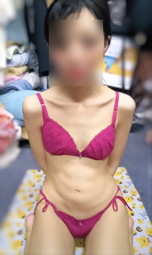 さくらちゃんの３日穿き生パンツ（着画写真付き）１