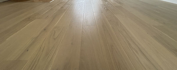 parquet contrecollé chêne pose en Lot-et-Garonne ou différents types de parquet : stratifié contrecollé massif