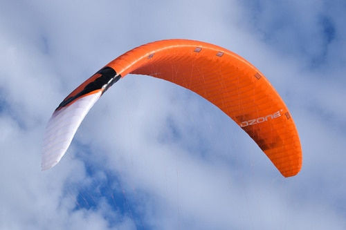Thumbnail: Ozone R1 V3 Closed Cell Foil Kite - Kitesurfing