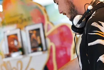 Divertissement live DJ - Billets Tickets Places Loges Hospitalité VIP Grand Prix Formule 1