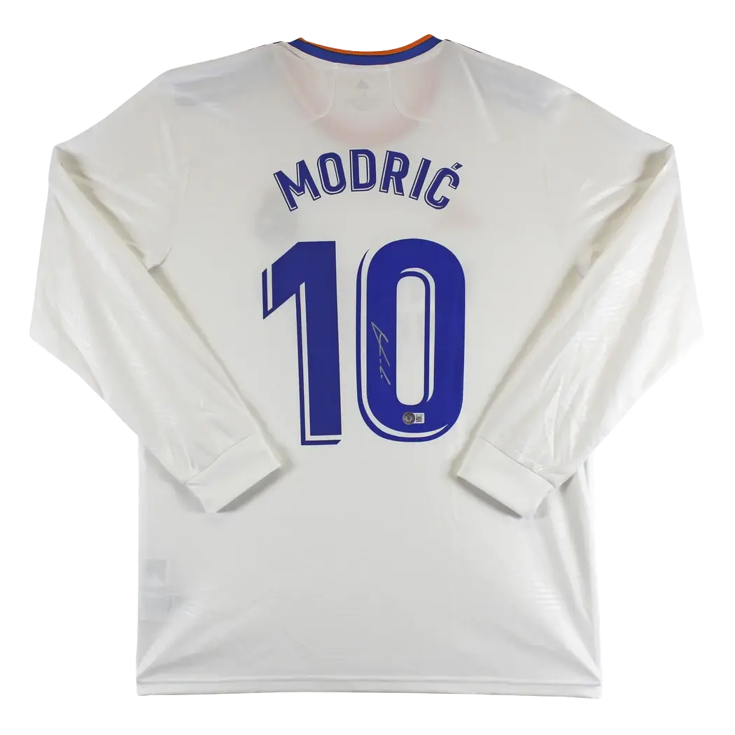 Maillot Real Madrid 2022 signé par Luka Modric