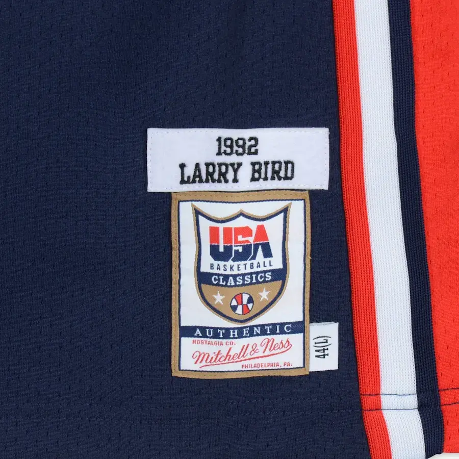 Miniature : Maillot basket Dream Team USA JO 1992 authentic bleu signé par Larry Bird