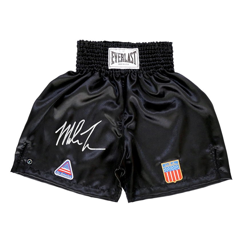 Short boxe Everlast noir signé par Mike Tyson